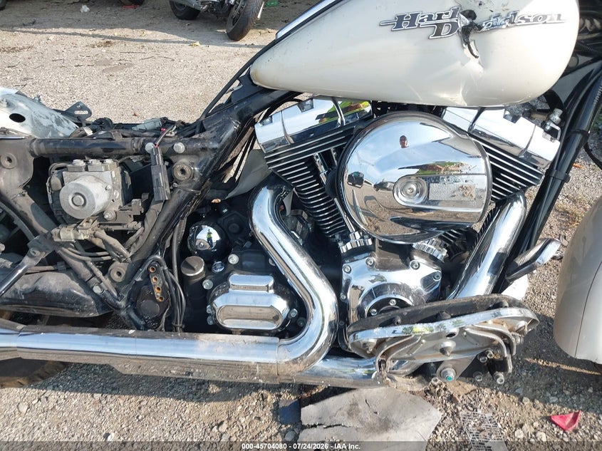 2015 HARLEY-DAVIDSON FLHXS auction photo 8