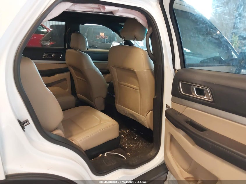 2016 FORD EXPLORER auction photo 8