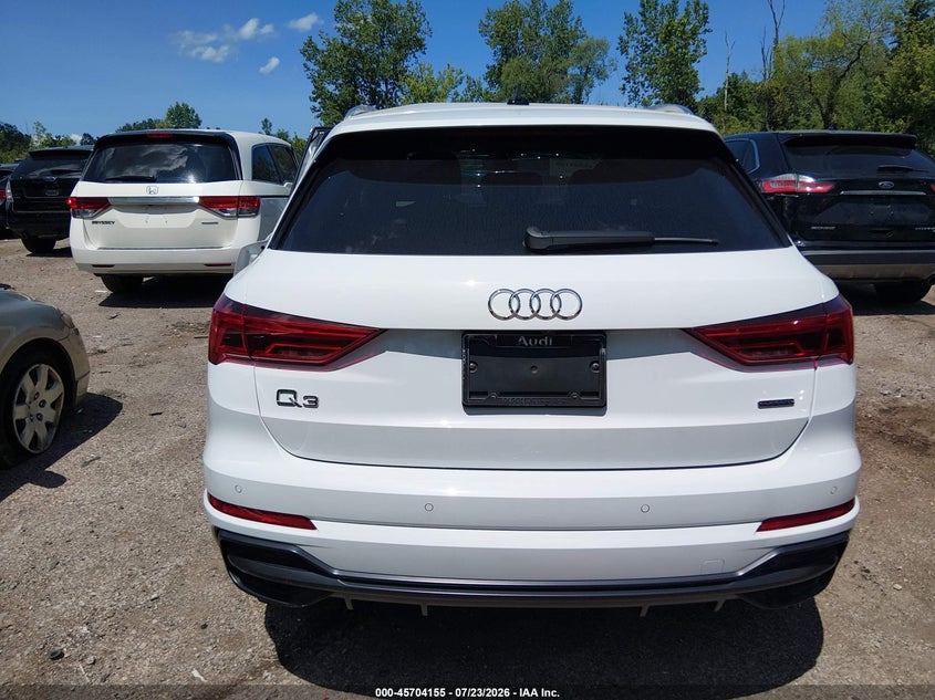 AUDI Q3 - zdjęcie 16