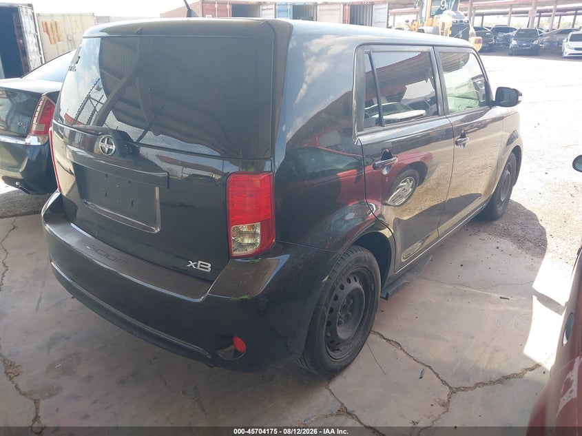 2013 SCION XB auction photo 4
