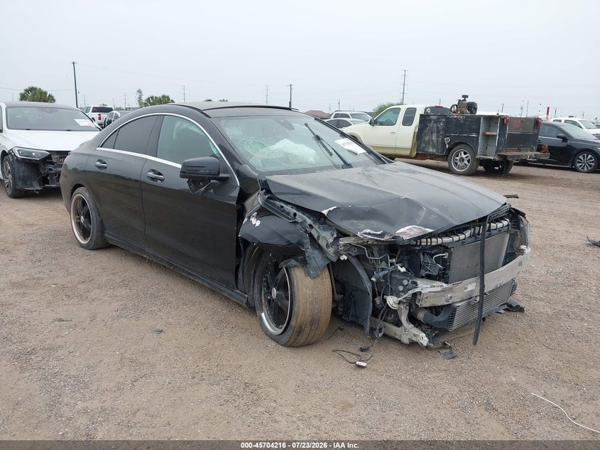 2016 MERCEDES-BENZ CLA 250 — zdjęcie z aukcji
