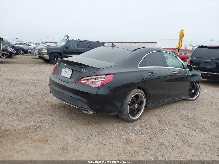 2016 MERCEDES-BENZ CLA 250 — zdjęcie 4