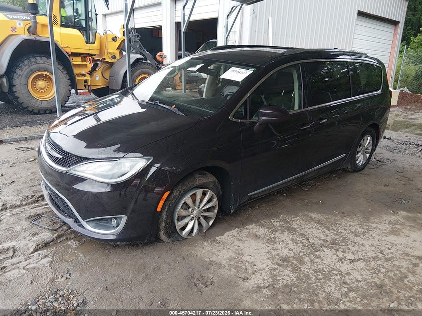 Vin: 2c4rc1eg4jr144104, lot: 46202873, chrysler pacifica touring l plus 20182