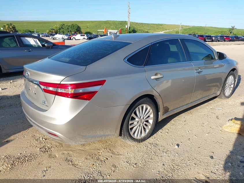 2014 TOYOTA AVALON HYBRID auction photo 4