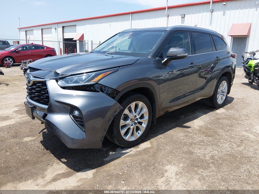 2020 TOYOTA HIGHLANDER auction photo 2