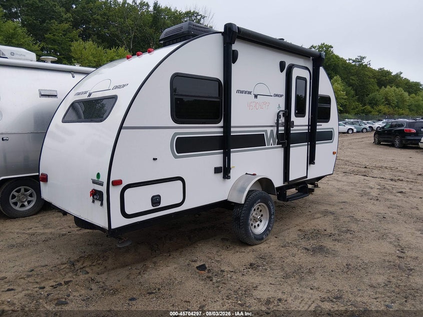 2019 WINNEBAGO MINNIE DROP auction photo 2