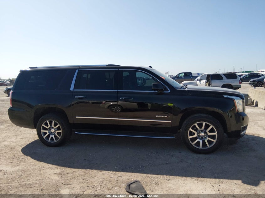 GMC YUKON XL - zdjęcie 13