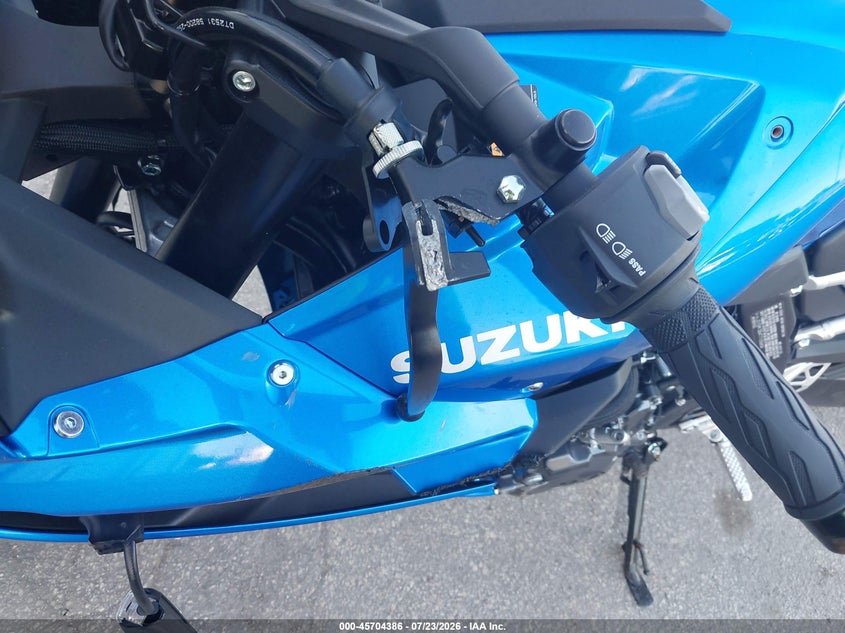 SUZUKI GSX800 2026