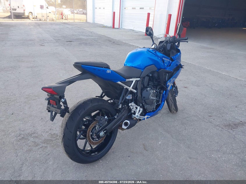SUZUKI GSX800 2026