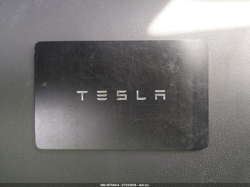 TESLA MODEL Y - zdjęcie 11