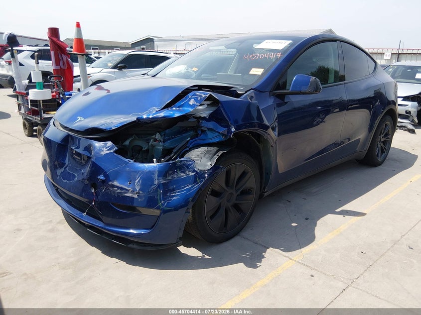 TESLA MODEL Y - zdjęcie 2