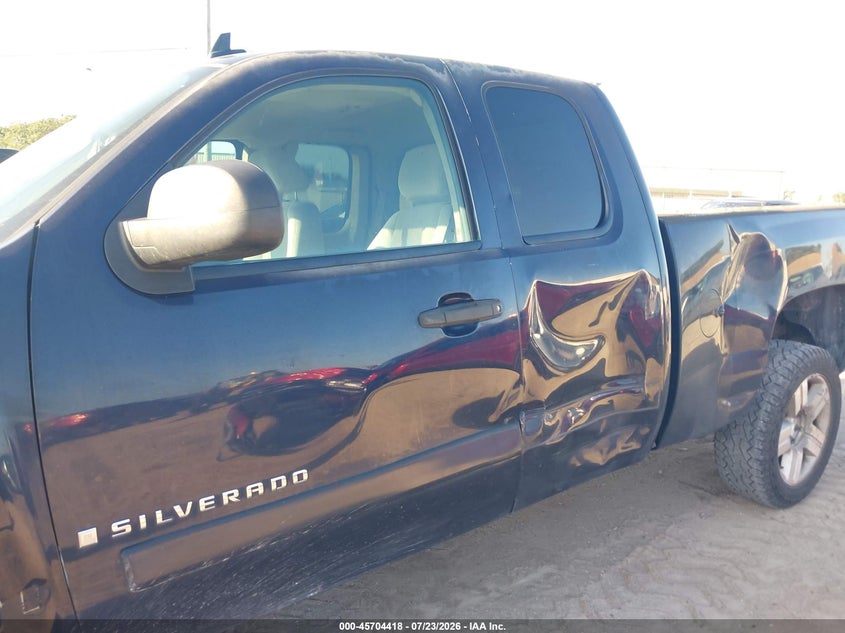 2008 CHEVROLET SILVERADO PICKUP 5.3L V-8 315HP