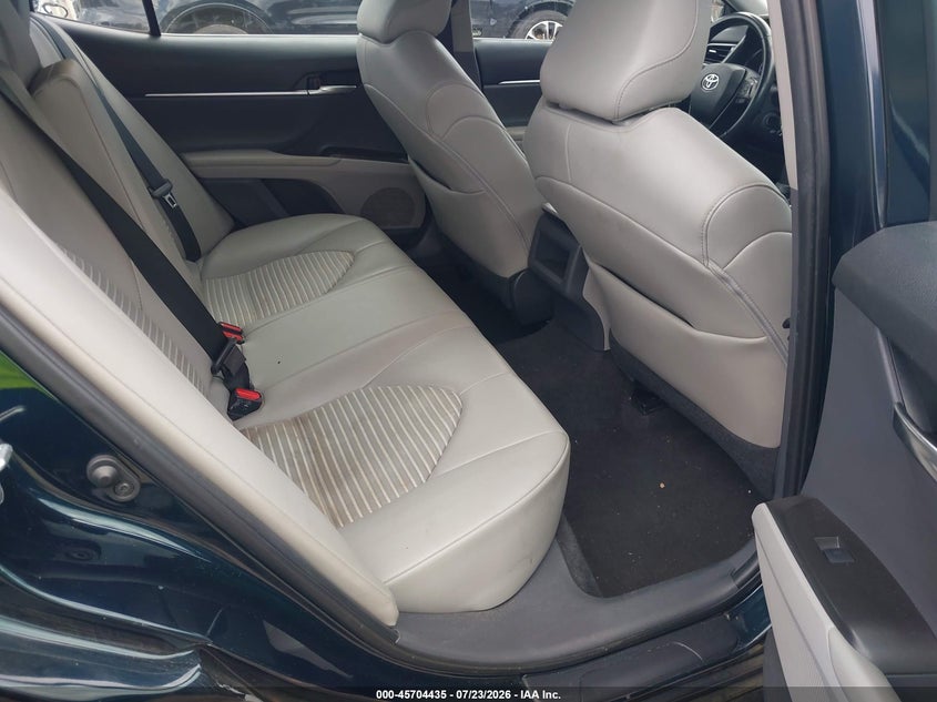2021 TOYOTA CAMRY auction photo 8