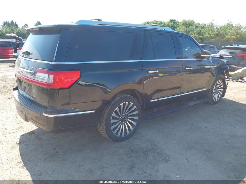 2018 LINCOLN NAVIGATOR L auction photo 4