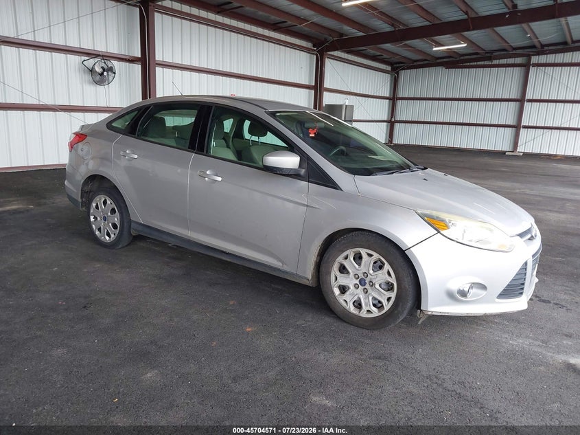 Vin: 1fahp3f28cl380867, lot: 46203227, ford focus se 2012 img_1