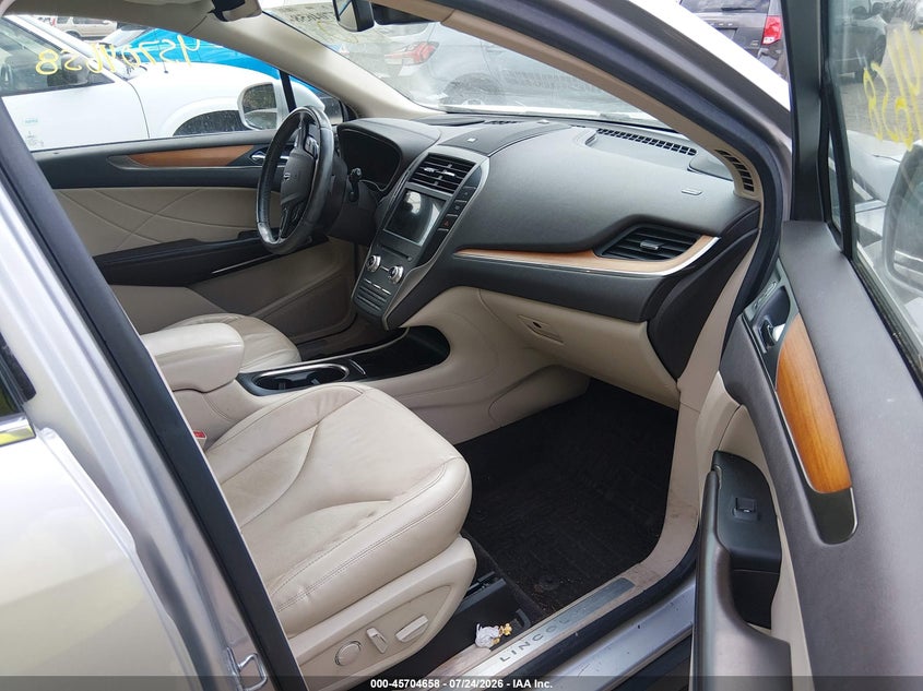 2017 LINCOLN MKC auction photo 5