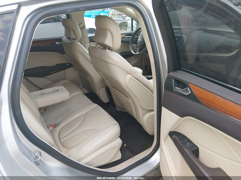 2017 LINCOLN MKC auction photo 8