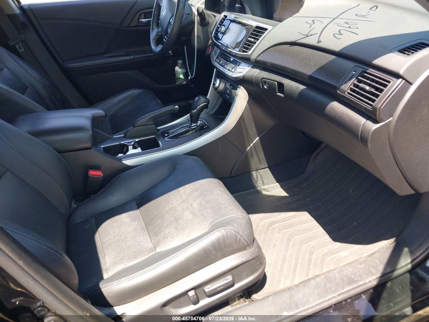 2015 HONDA ACCORD HYBRID auction photo 5