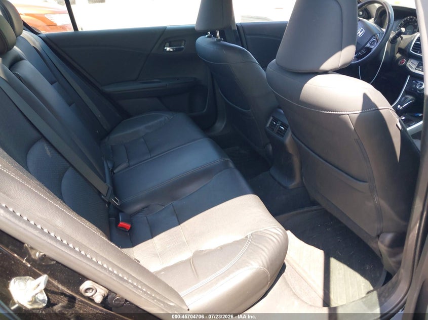 2015 HONDA ACCORD HYBRID auction photo 8