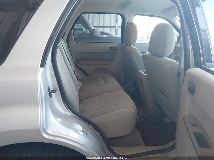 2012 FORD ESCAPE auction photo 8