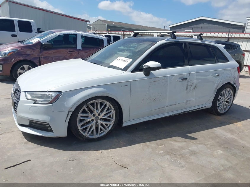 2018 AUDI A3 E-TRON auction photo 6