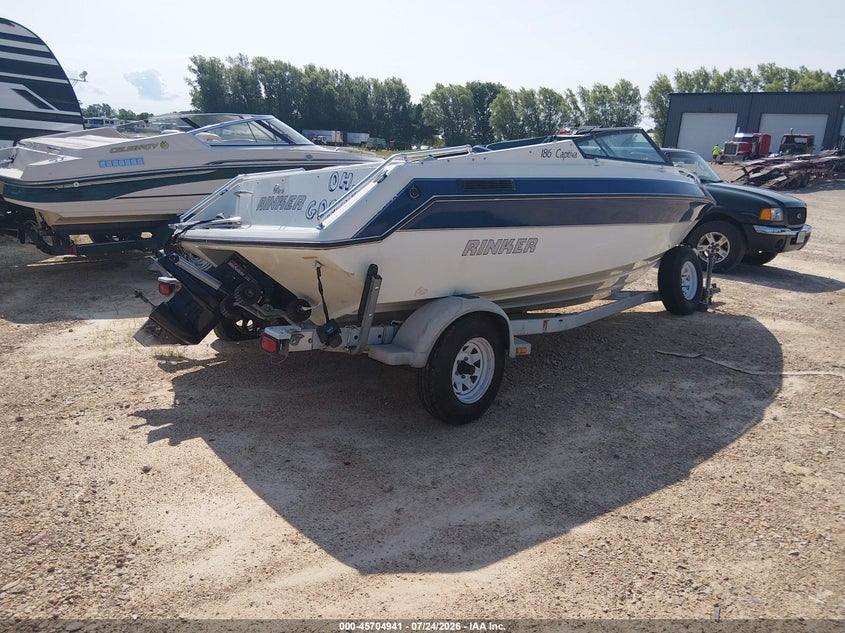 1989 RINKER 18' auction photo 4