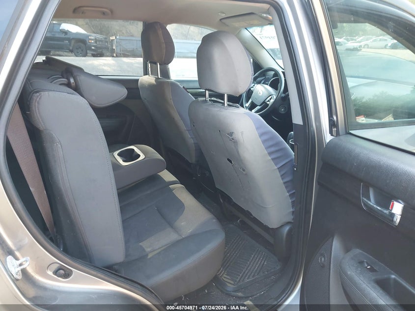 2012 KIA SORENTO auction photo 8