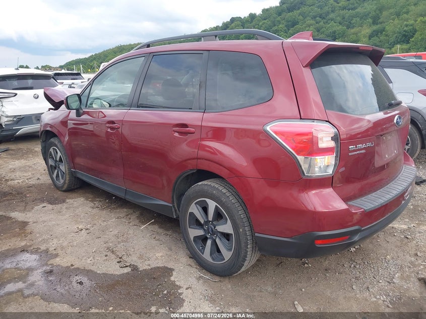 Vin: jf2sjaecxhh525984, lot: 46203651, subaru forester 2.5i premium 20173