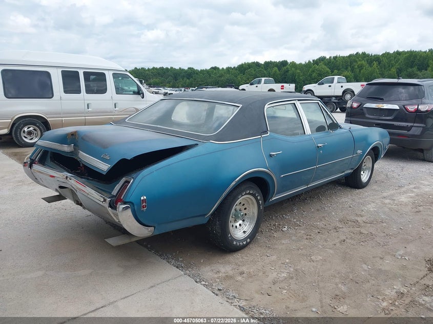 1969 OLDSMOBILE CUTLASS auction photo 4
