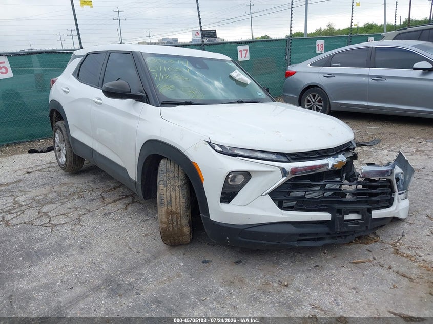 2024 CHEVROLET TRAILBLAZER — zdjęcie z aukcji