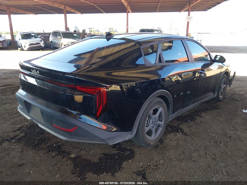 Vin: 3kpft4de0se141949, lot: 46203812, kia k4 lxs 20254