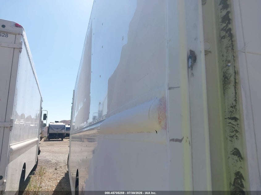 2014 FORD F-59 COMMERCIAL STRIPPED auction photo 3