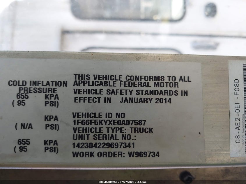 2014 FORD F-59 COMMERCIAL STRIPPED auction photo 8