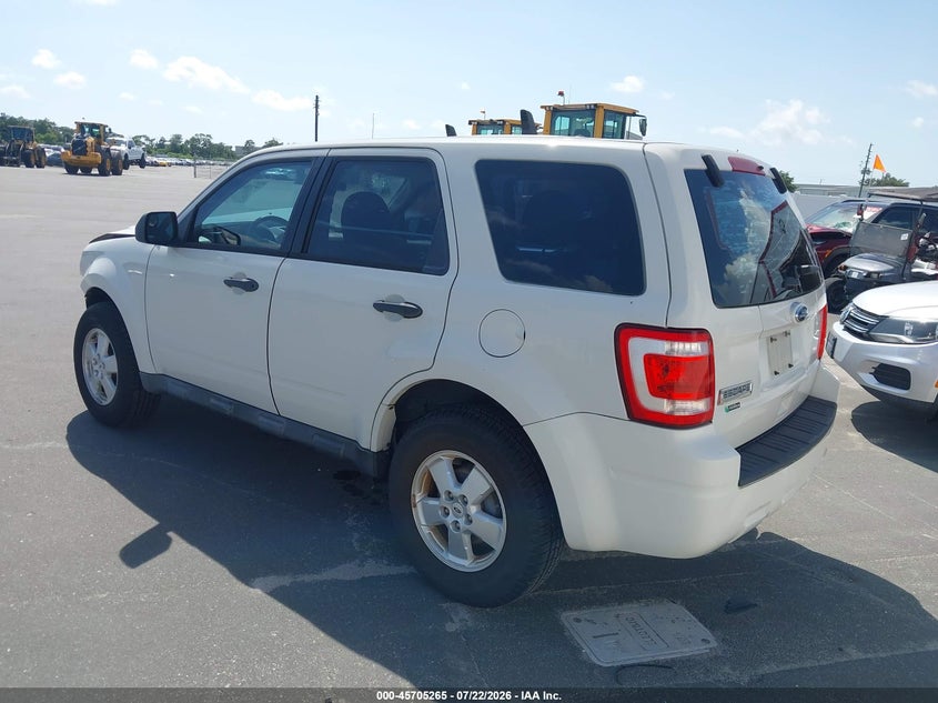 Vin: 1fmcu0c71ckc13683, lot: 46203921, ford escape xls 20123