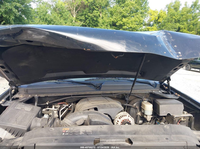 2011 CHEVROLET TAHOE SPORT UTILITY VEHICLE 5.3L V-8 VVT, 320HP