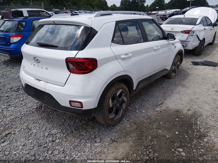 2025 HYUNDAI VENUE auction photo 4