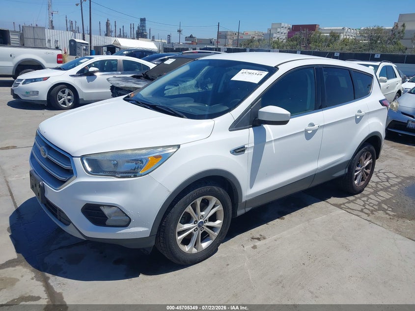 2017 FORD ESCAPE auction photo 2