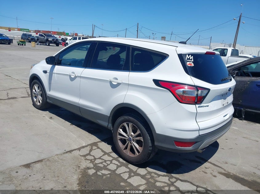 2017 FORD ESCAPE auction photo 3