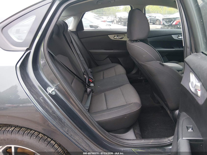 2024 KIA FORTE auction photo 8
