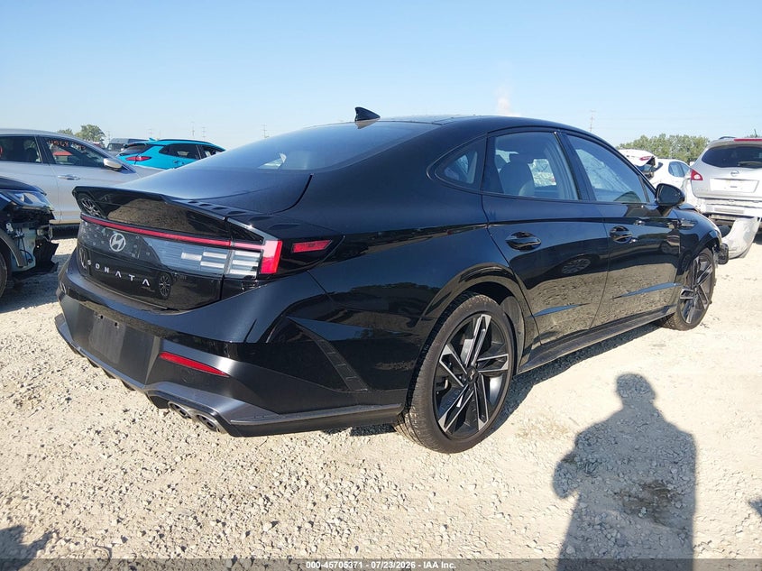 2026 HYUNDAI SONATA auction photo 4
