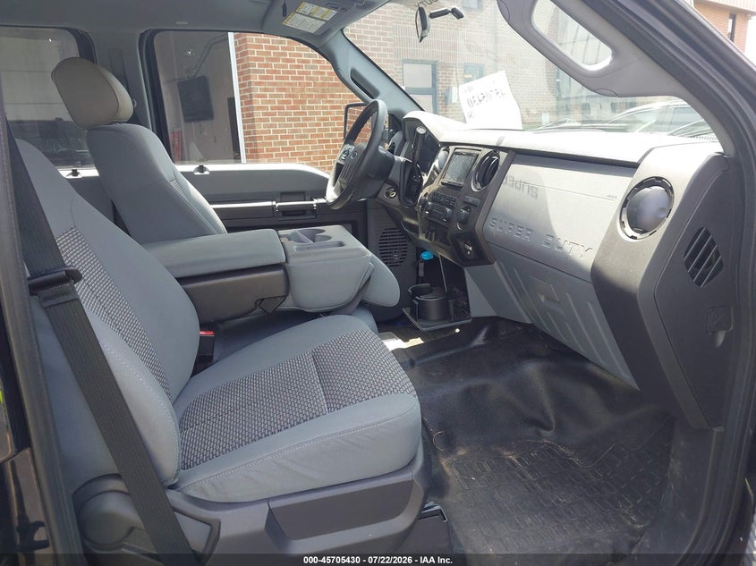 2016 FORD F-450 auction photo 5
