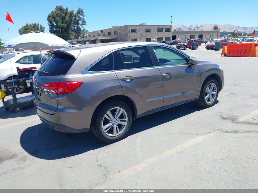2013 ACURA RDX auction photo 4