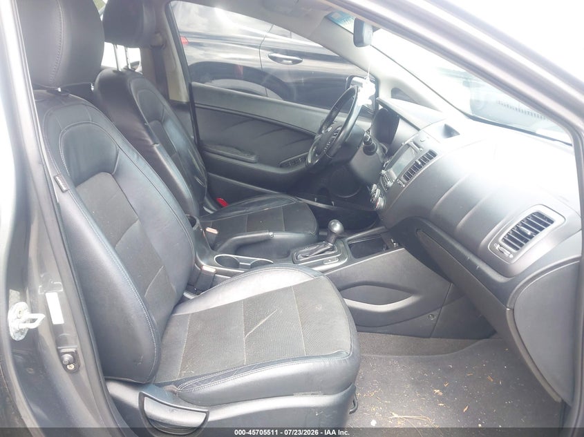 2016 KIA FORTE auction photo 5