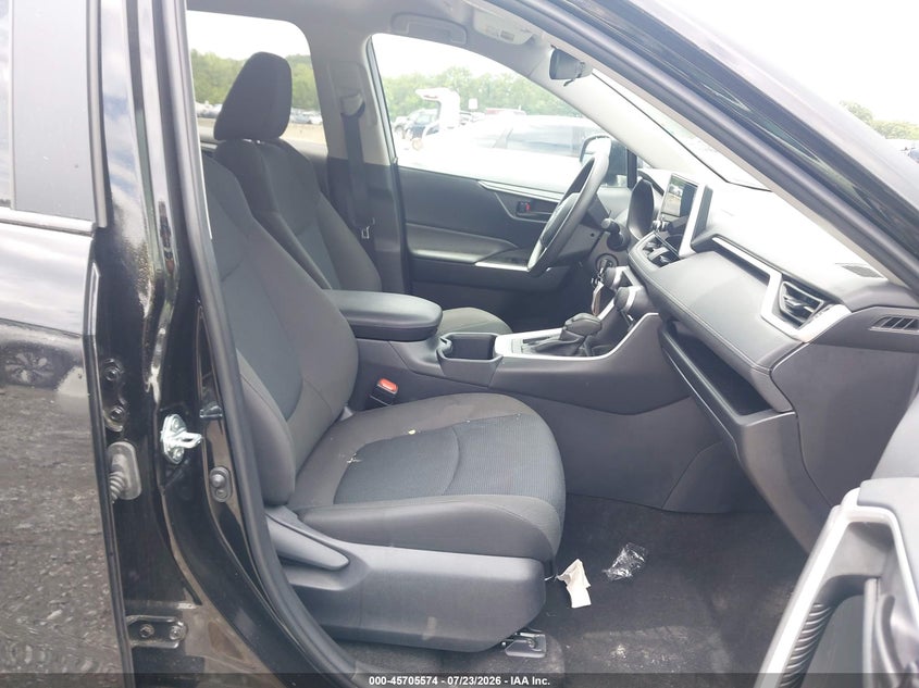 2025 TOYOTA RAV4 auction photo 5