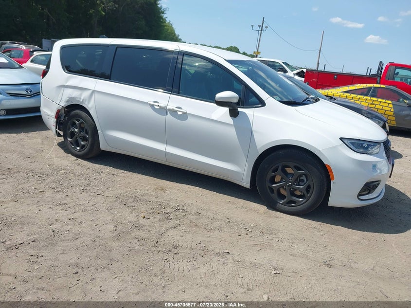2023 CHRYSLER PACIFICA HYBRID auction photo 1