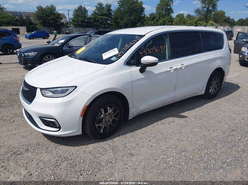 Vin: 2c4rc1bg9pr529171, lot: 46204346, chrysler pacifica touring l 20232