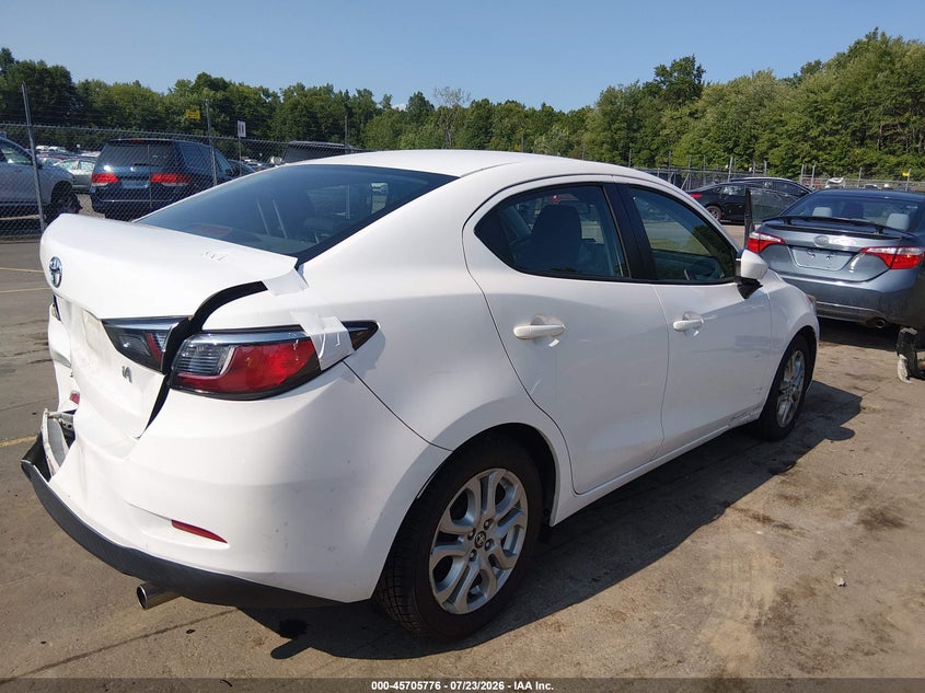2018 TOYOTA YARIS IA auction photo 4