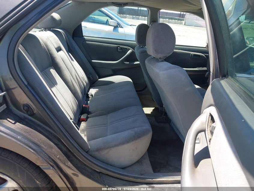 2001 TOYOTA CAMRY auction photo 8