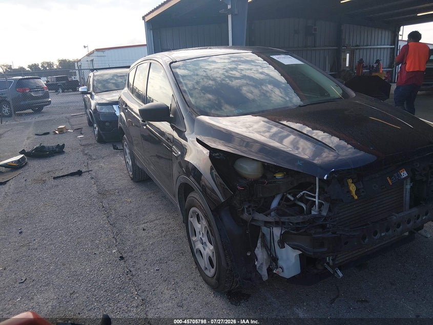 Vin: 1fmcu0f72jub96650, lot: 46204454, ford escape s 2018 img_1