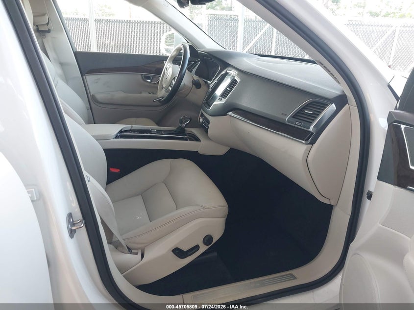 VOLVO XC90 - zdjęcie 5